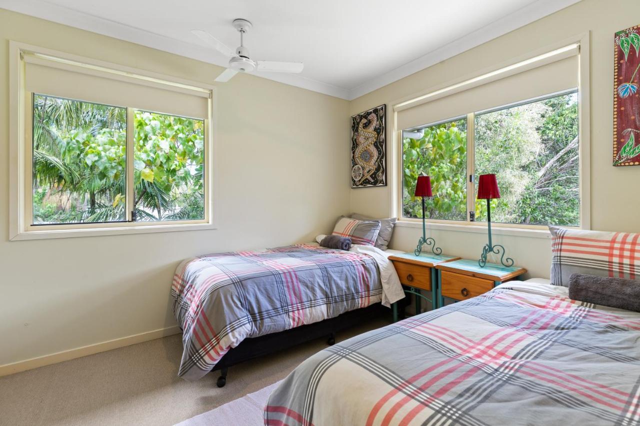 Treetops Lakeside Apartments Teluk Byron Bagian luar foto
