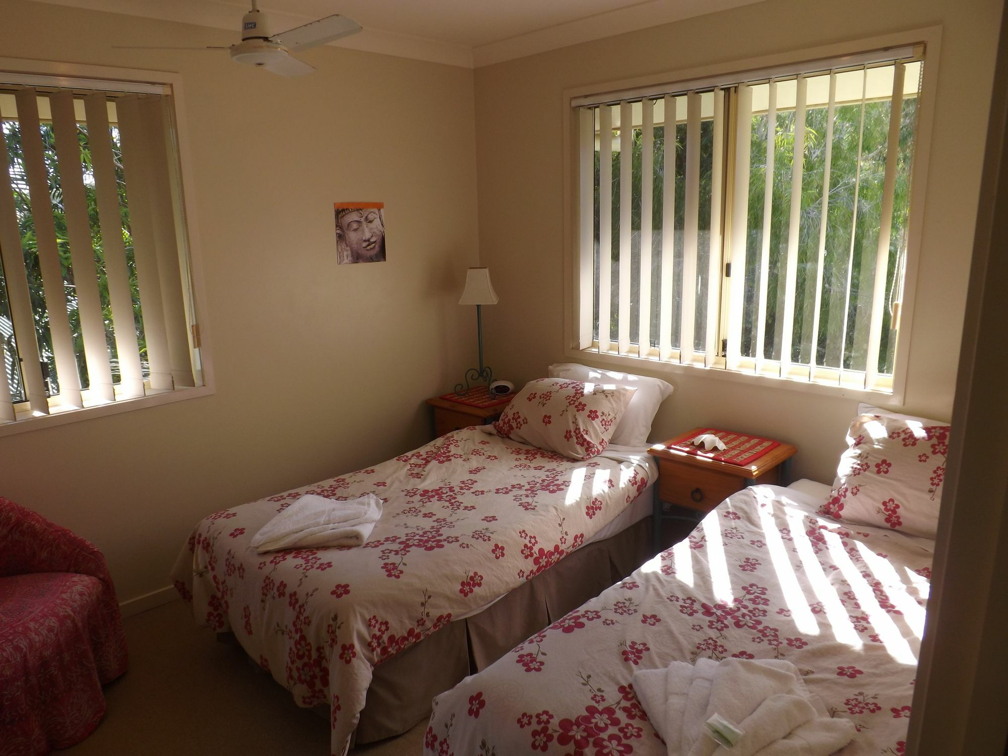 Treetops Lakeside Apartments Teluk Byron Bagian luar foto